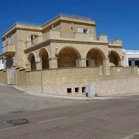 Dimora Rizzo Con Tappeti Di Pietra Villa